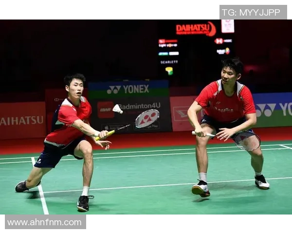 重庆羽毛球队与南京羽毛球队赛后复盘分析团队配合与战术执行的关键因素